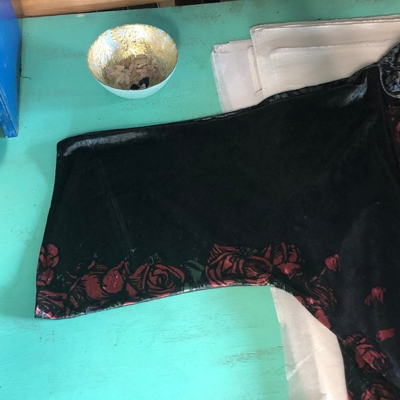 Velvet Kimono Warrior Within Designs - Picture 12 of 13
